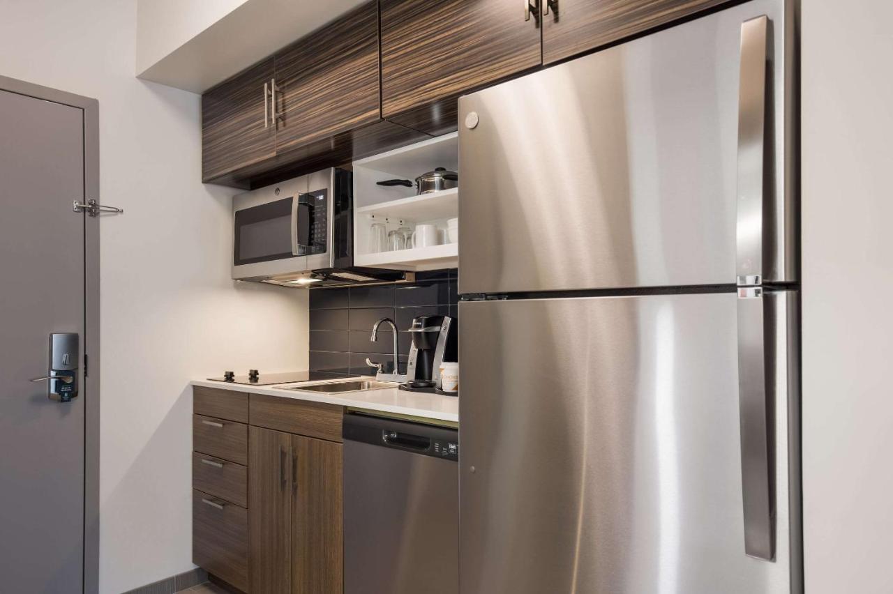 Mainstay Suites เกย์ลอร์ด ภายนอก รูปภาพ