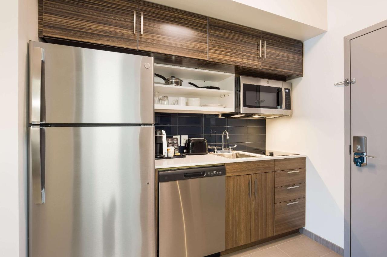 Mainstay Suites เกย์ลอร์ด ภายนอก รูปภาพ