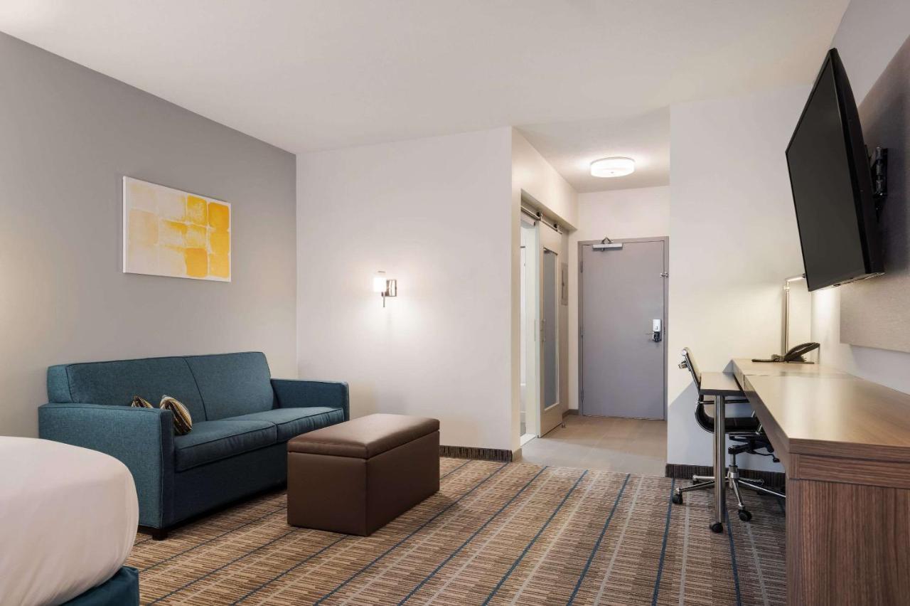 Mainstay Suites เกย์ลอร์ด ภายนอก รูปภาพ