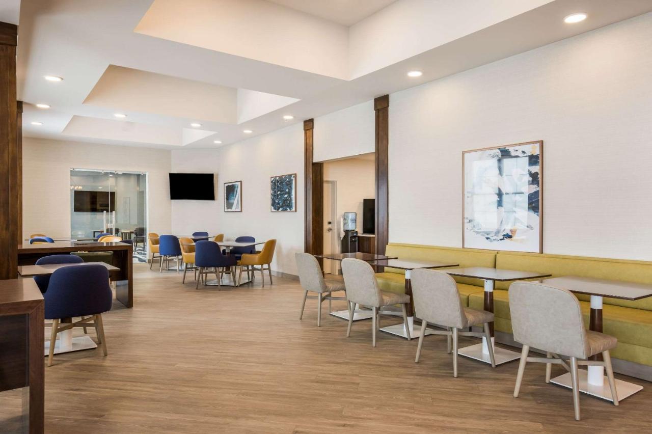 Mainstay Suites เกย์ลอร์ด ภายนอก รูปภาพ